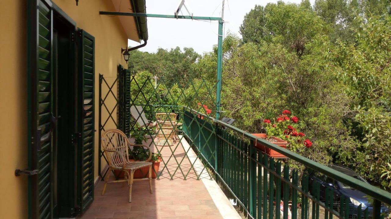 Hostal Il Gelso Trivigno Exterior foto